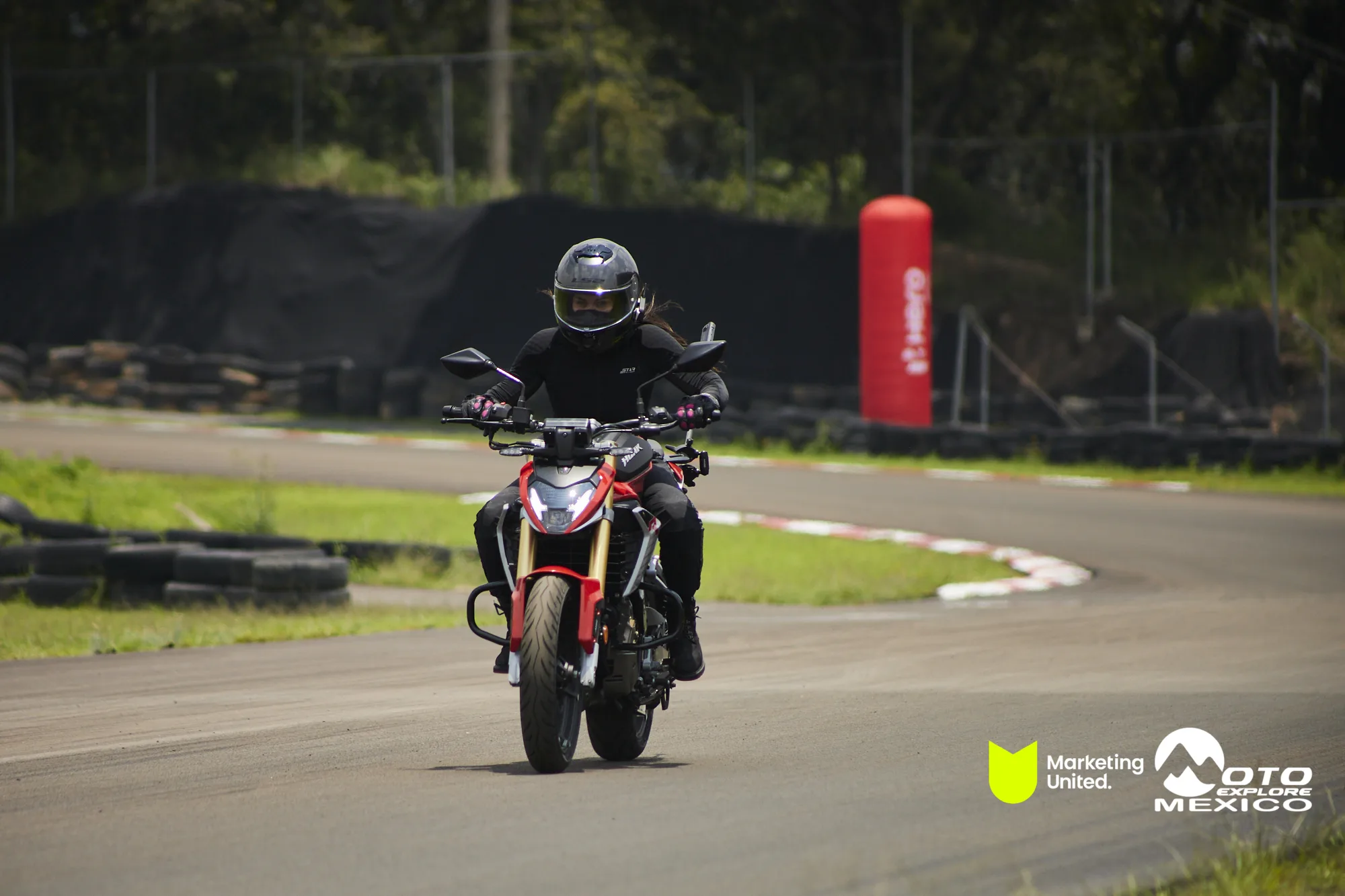 HUNK TRACKDAY 447